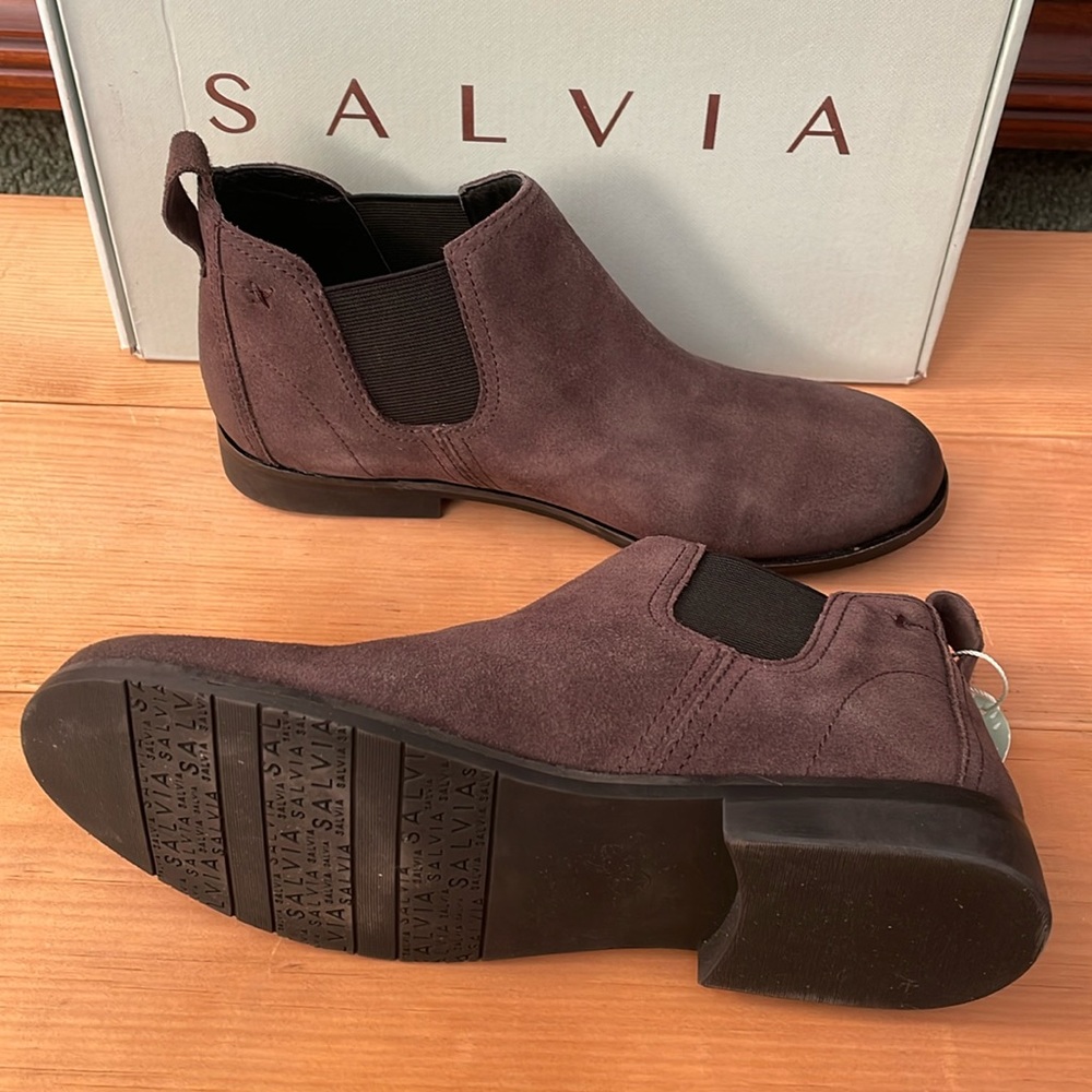 NWT Salvia dark grey water resistant “hydra suede” booties, size 38 (US 7-7.5) - Picture 2 of 16
